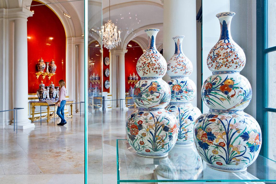 Porzellansammlung. © SKD, Foto: J. Lösel | Dauerausstellung Porzellansammlung mit Besuchern | Staatliche Kunstsammlungen Dresden (SKD): Artfully united: Dresden as a stage for Europe’s museum diversity