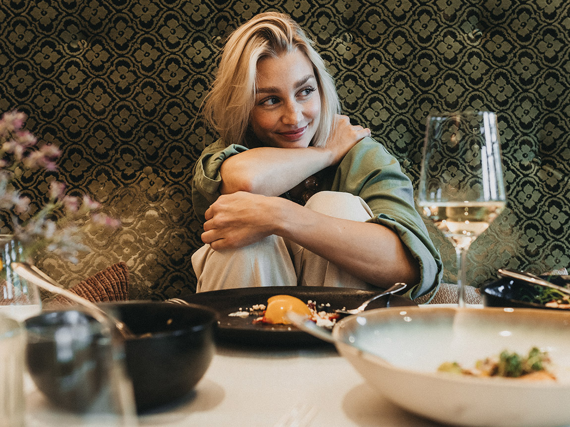 Genuss im Waldzimmer. | Hotel Eibl-Brunner: Herbstzauber im Bayerischen Wald