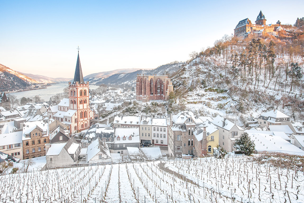 View of snow-covered vineyards. Photo: DZT/Dietmar Scherf | A magical winter – Top 12 unusual things to do in winter in Germany