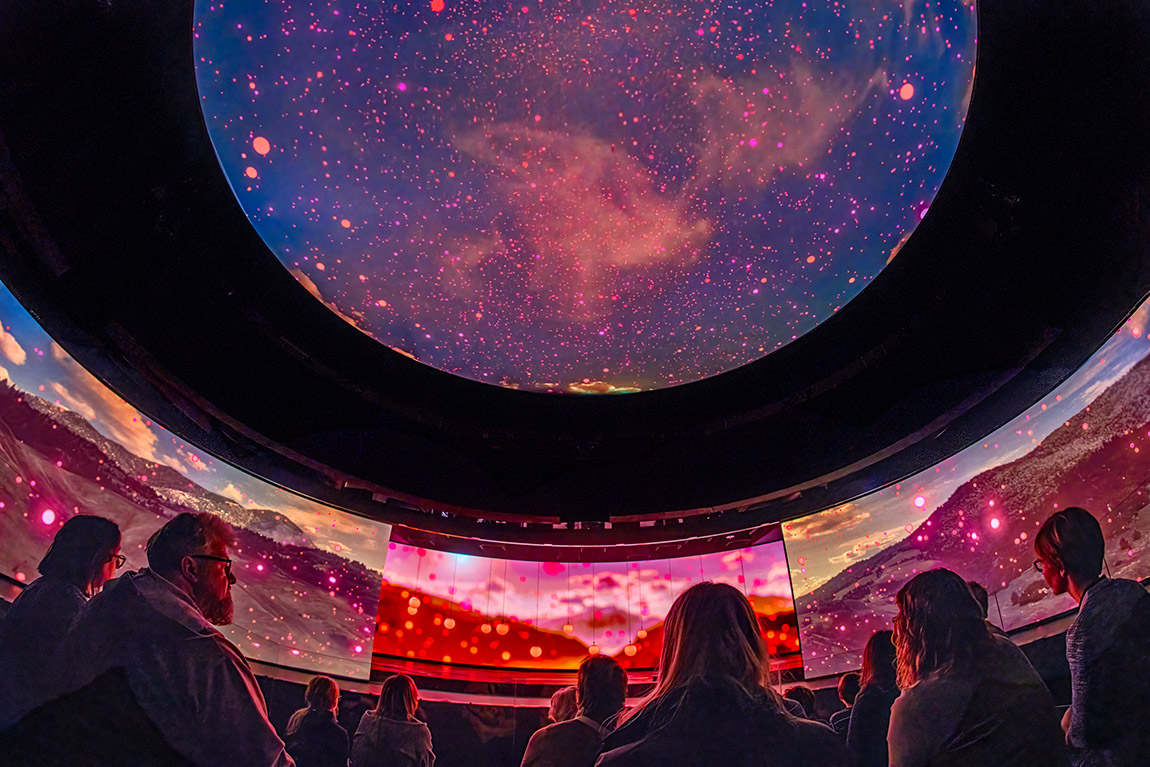 Klimahaus. Foto: Sarner International Ltd | A sea of lights: Bremerhaven's Christmas Market