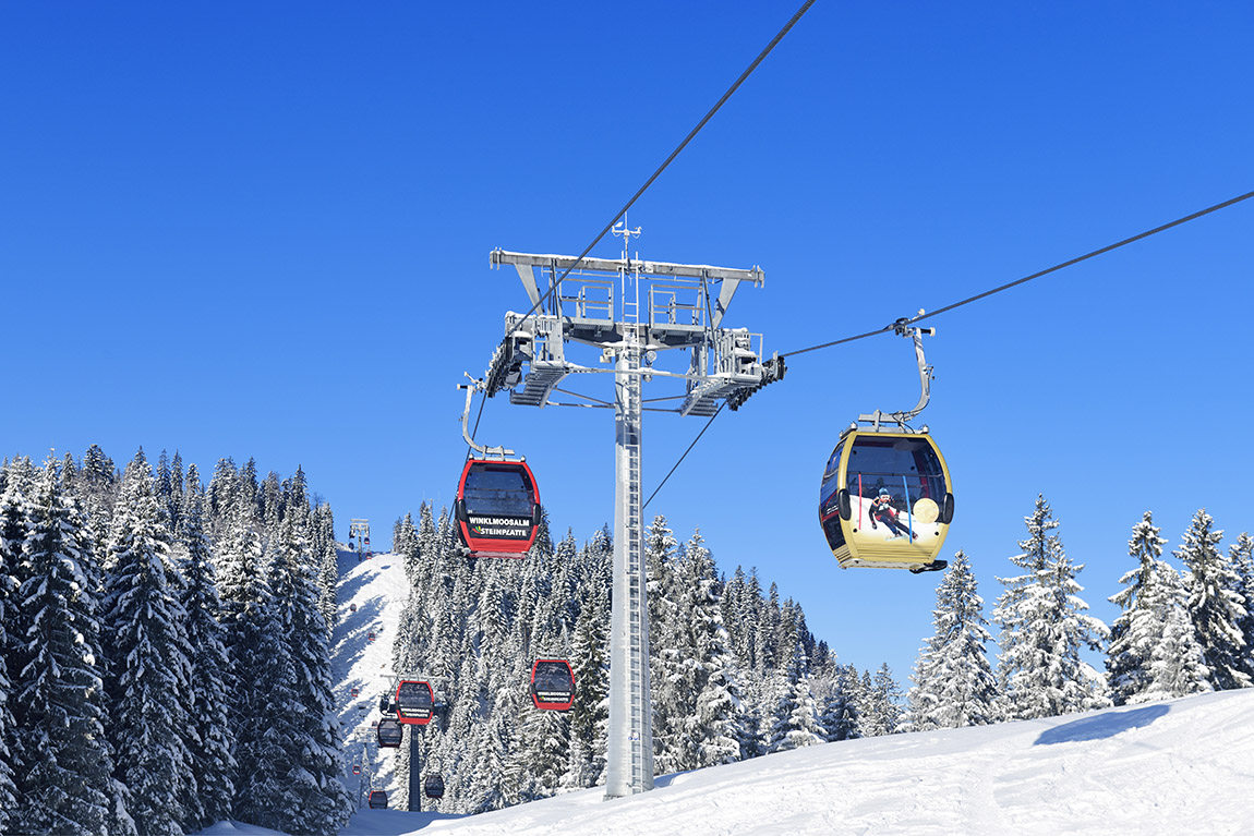 From Seegatterl, Nordic fans can take a shortcut up to the Winklmoosalm by gondola. | Reit im Winkl – A winter wonderland for cross-country skiing