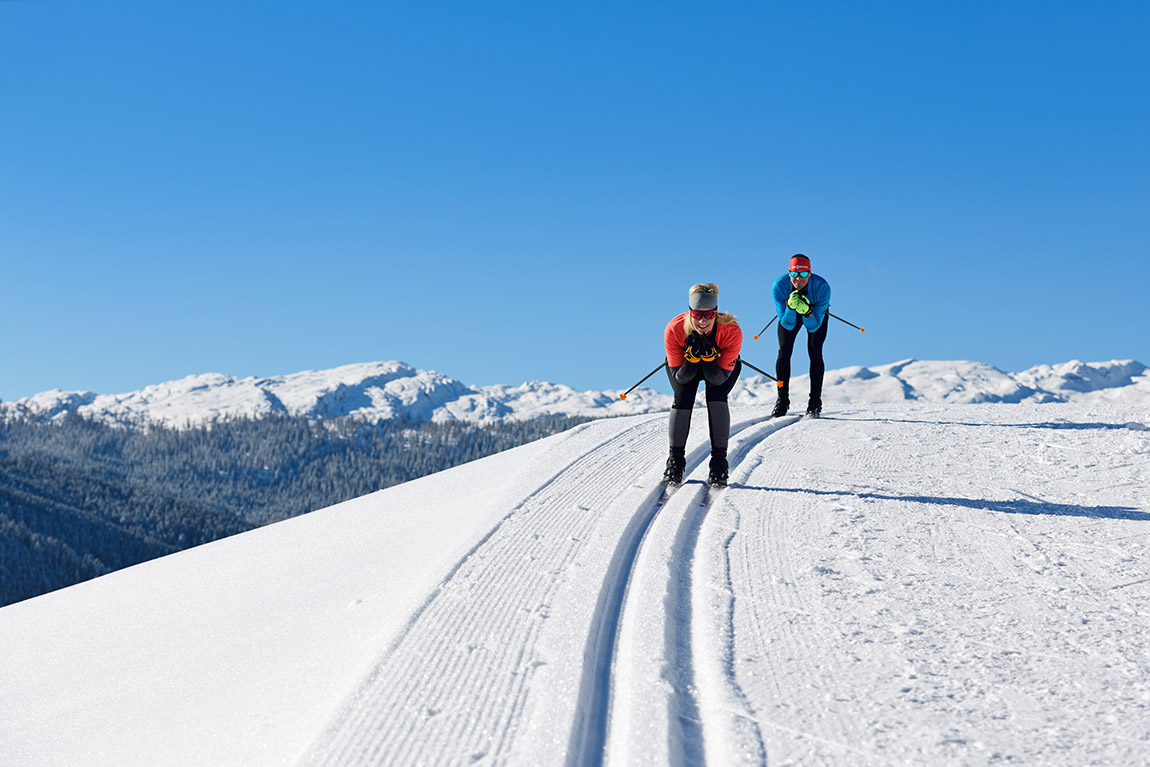The cross-country ski trails and Nordic routes in the border triangle of Reit im Winkl offer ultimate enjoyment far away from any hustle and bustle. | Reit im Winkl – A winter wonderland for cross-country skiing