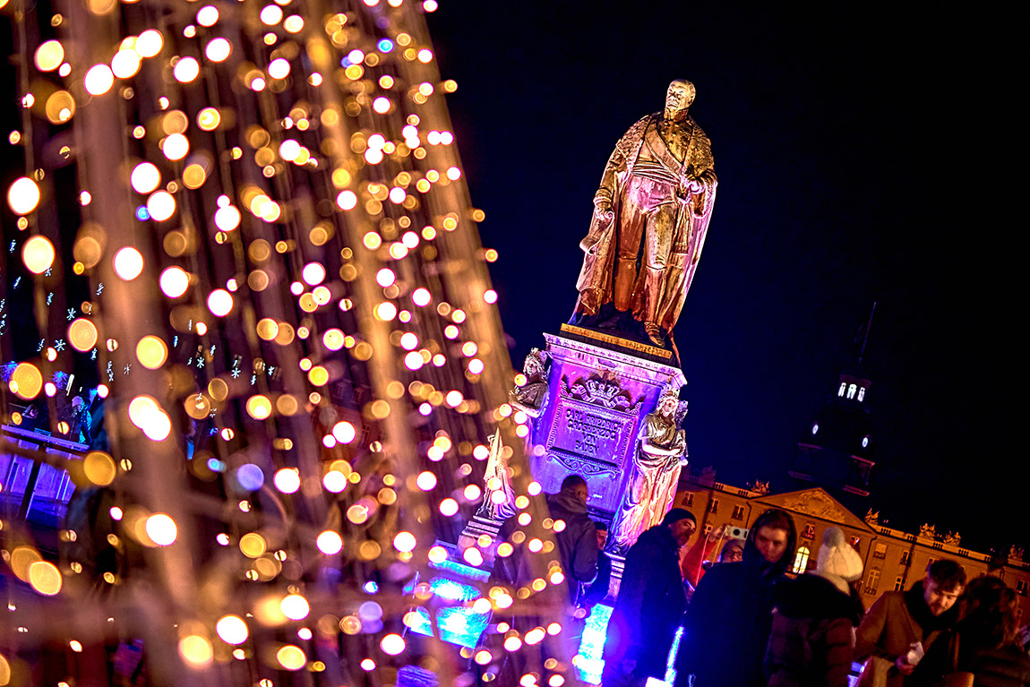 Karlsruhe in a glow of festive lights: magical moments in the Christmas City
