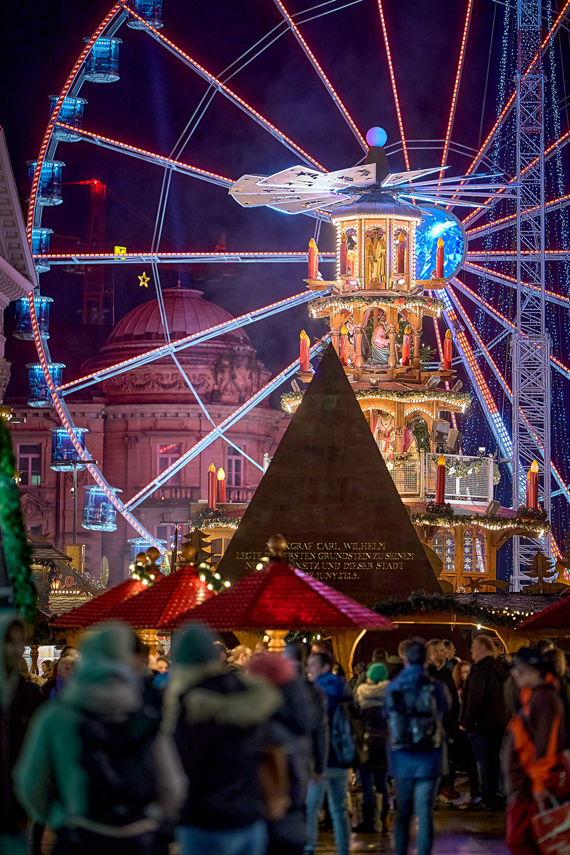 Karlsruhe in a glow of festive lights: magical moments in the Christmas City