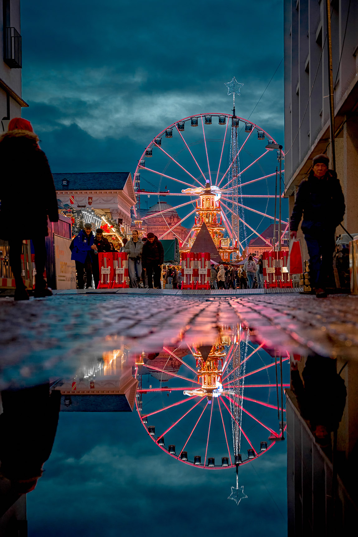 Karlsruhe in a glow of festive lights: magical moments in the Christmas City