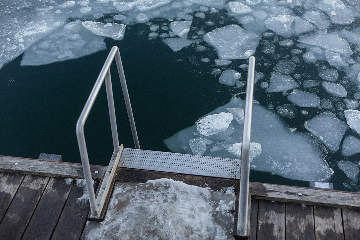 Ice bathing in Berlin. Photo: Unsplash