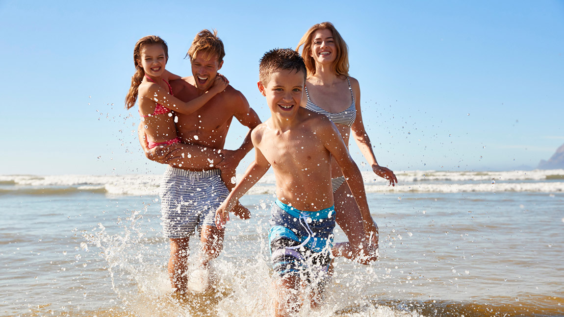 Photo: Monkey Business Images / Canva | BarmeniaGothaer: A tailored travel insurance with just a few clicks