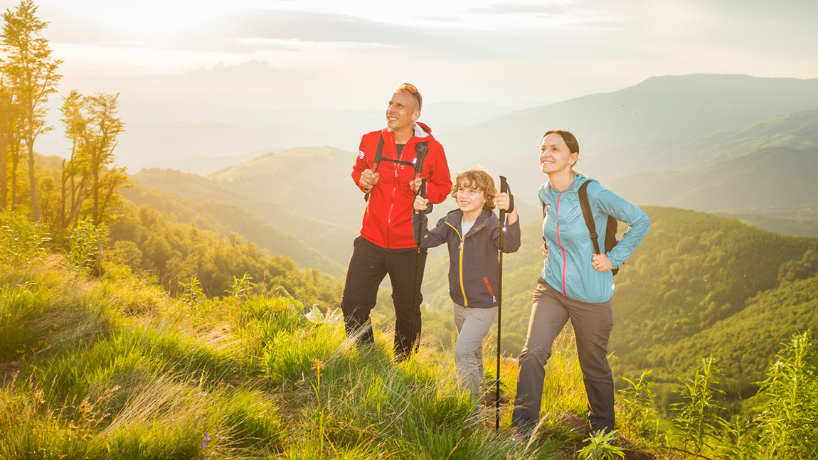 Photo: Kontrec / Getty Images Signature / Canva | BarmeniaGothaer: A tailored travel insurance with just a few clicks