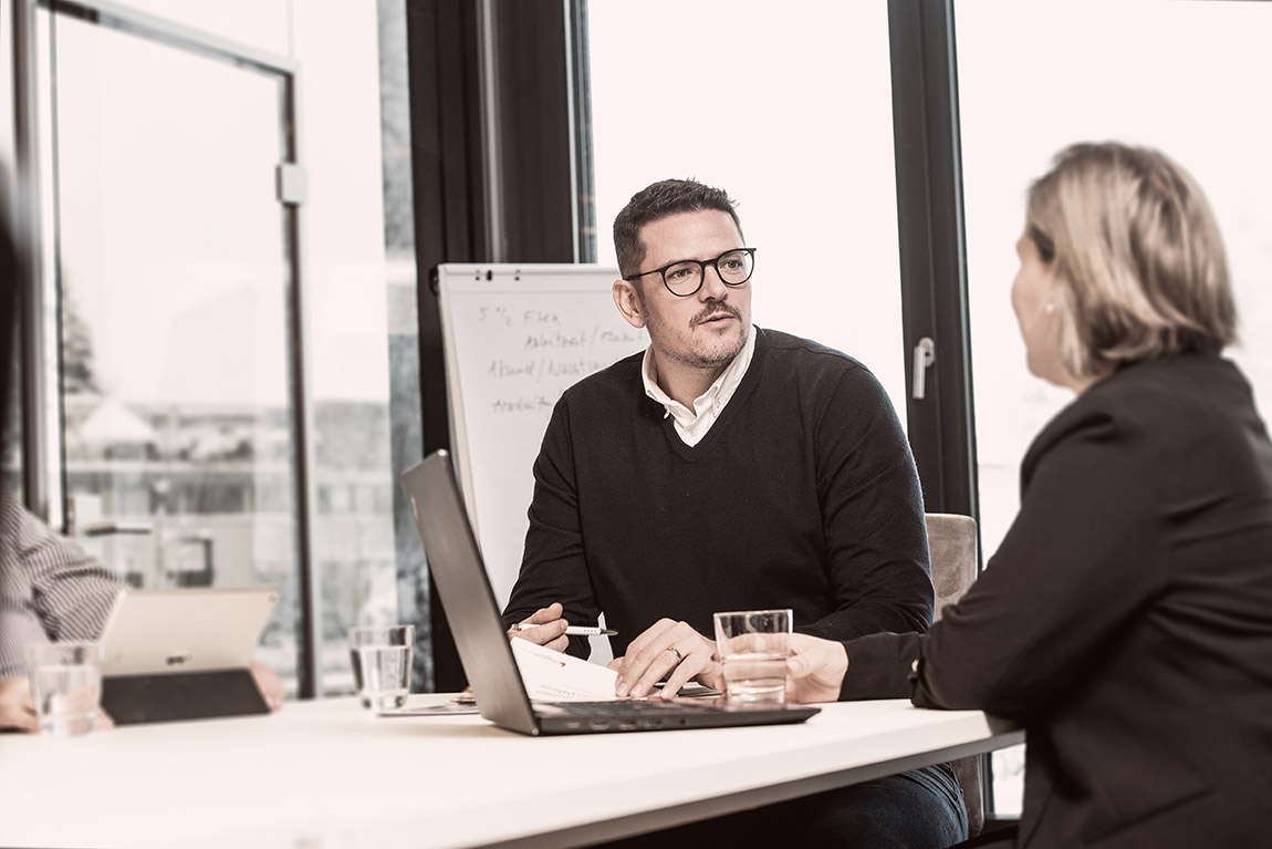 Geschäftsführer Donar Barrelet. Foto: Pflegehilfe Schweiz AG | Pflegehilfe Schweiz: Pflege da, wo das Herz zu Hause ist