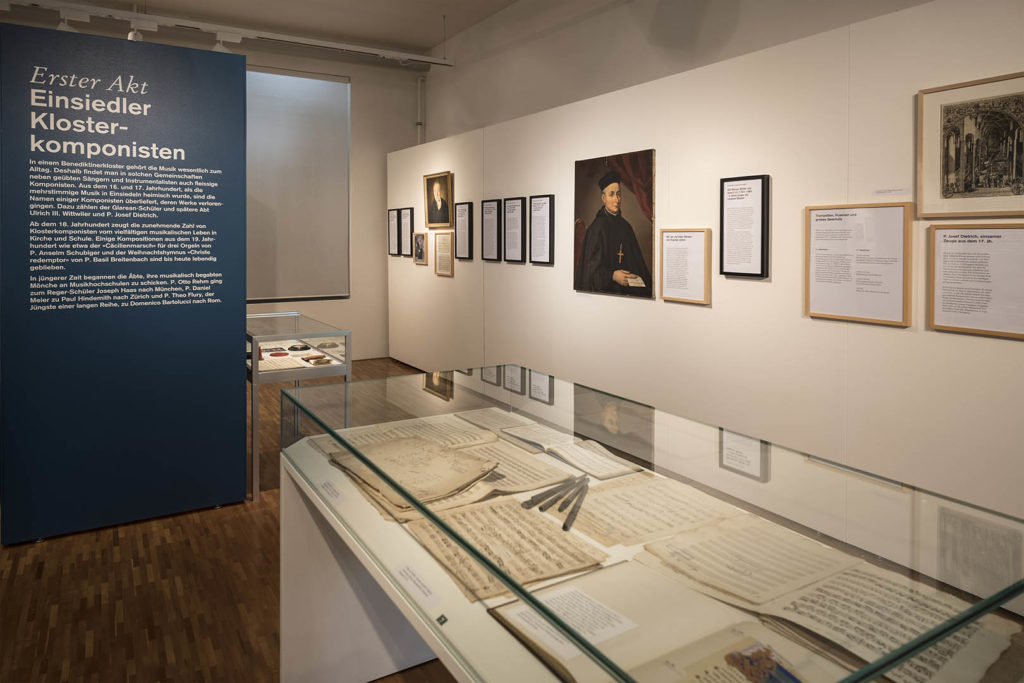 Museum Fram Porträts und Werke von zwölf klostereigenen Komponisten, von 1535 bis heute