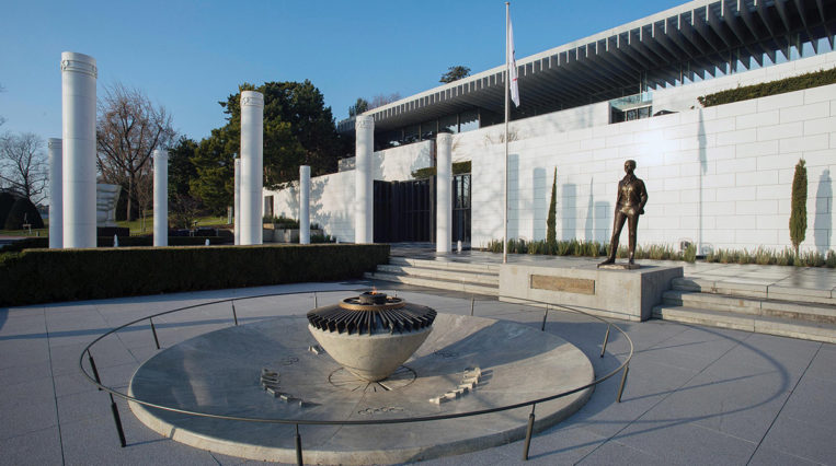 The Olympic Museum in Lausanne: OLYMPIC SUPERSTARS AND SECRET HEROES