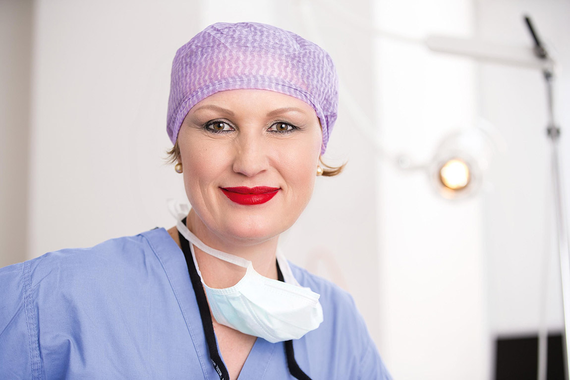 Dr Dr Christina Irene Günter: SOPHISTICATED SURGERY, NATURAL LOOKING RESULTS