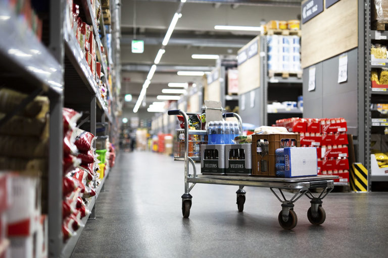 EDEKA Foodservice Group DELIVERING THROUGHOUT GERMANY