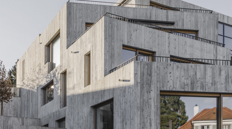 KOHLERSTRAUMANN: ARCHITECTURE IN MOTION: THE PIONEERS OF A NEW GENERATION
