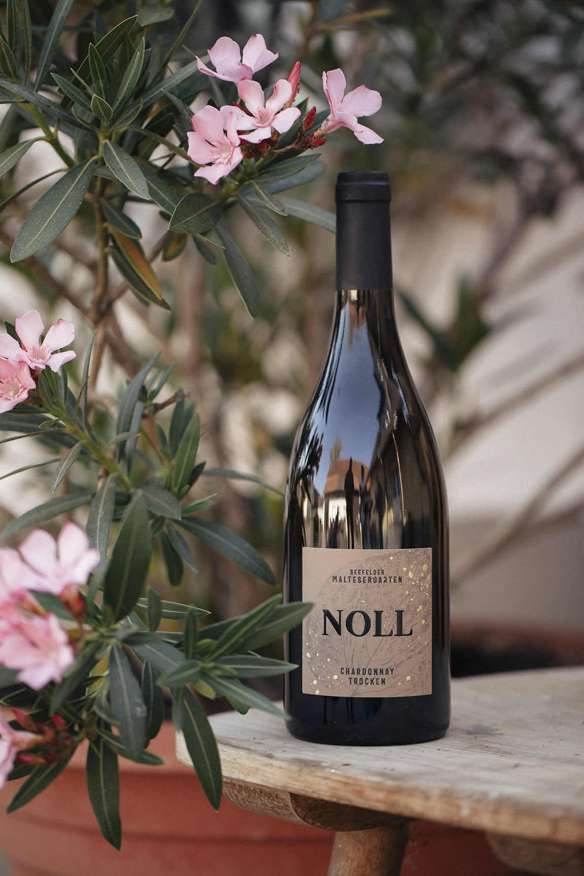 Noll Winery: FINE WINES