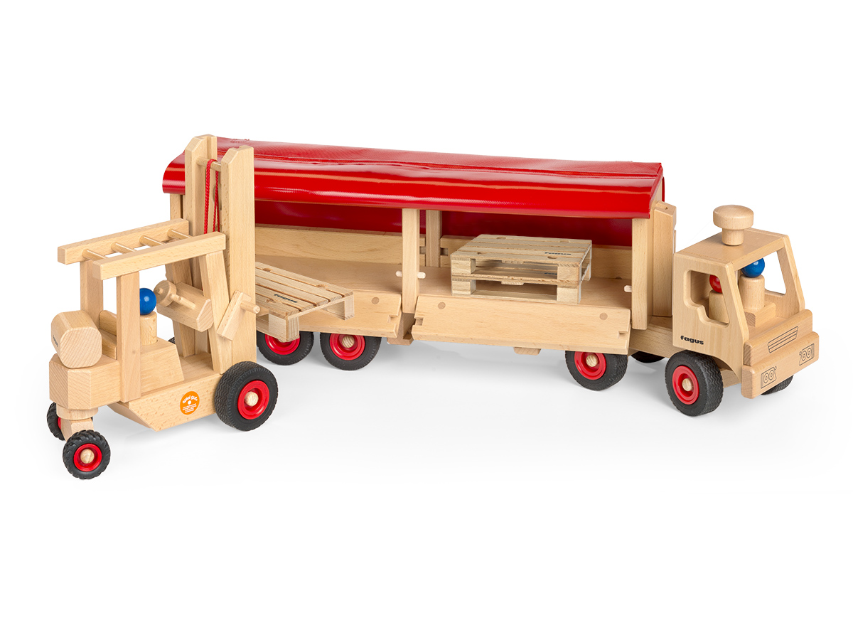Wooden toys from fagus: Exciting worlds for young explorers