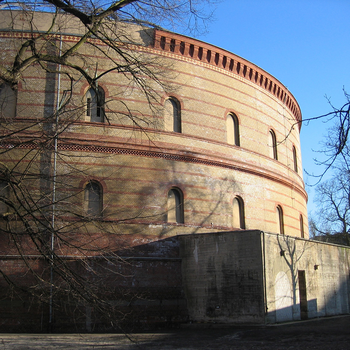 History repository Fichtebunker, Exterior view of the former gasometer. Photo: Holger Happel