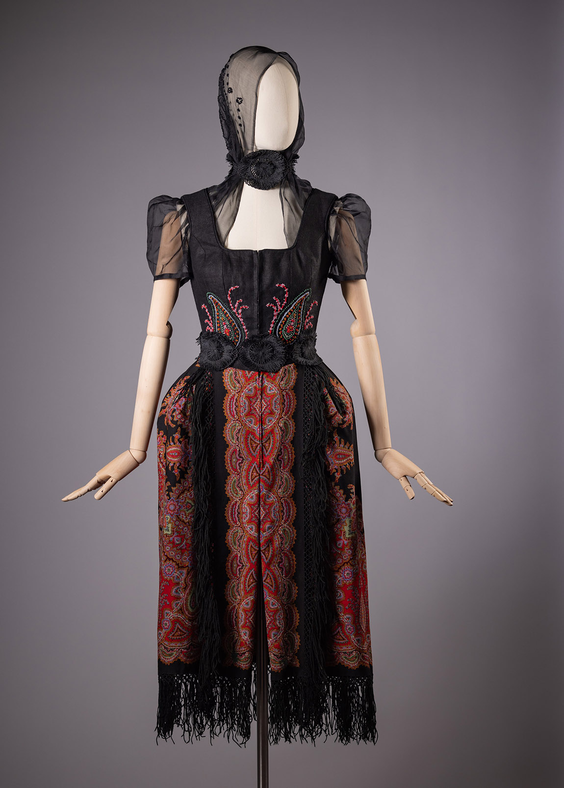 Das Staatliche Textil- und Industriemuseum Augsburg (tim): ‚TRADITION GOES FASHION‘