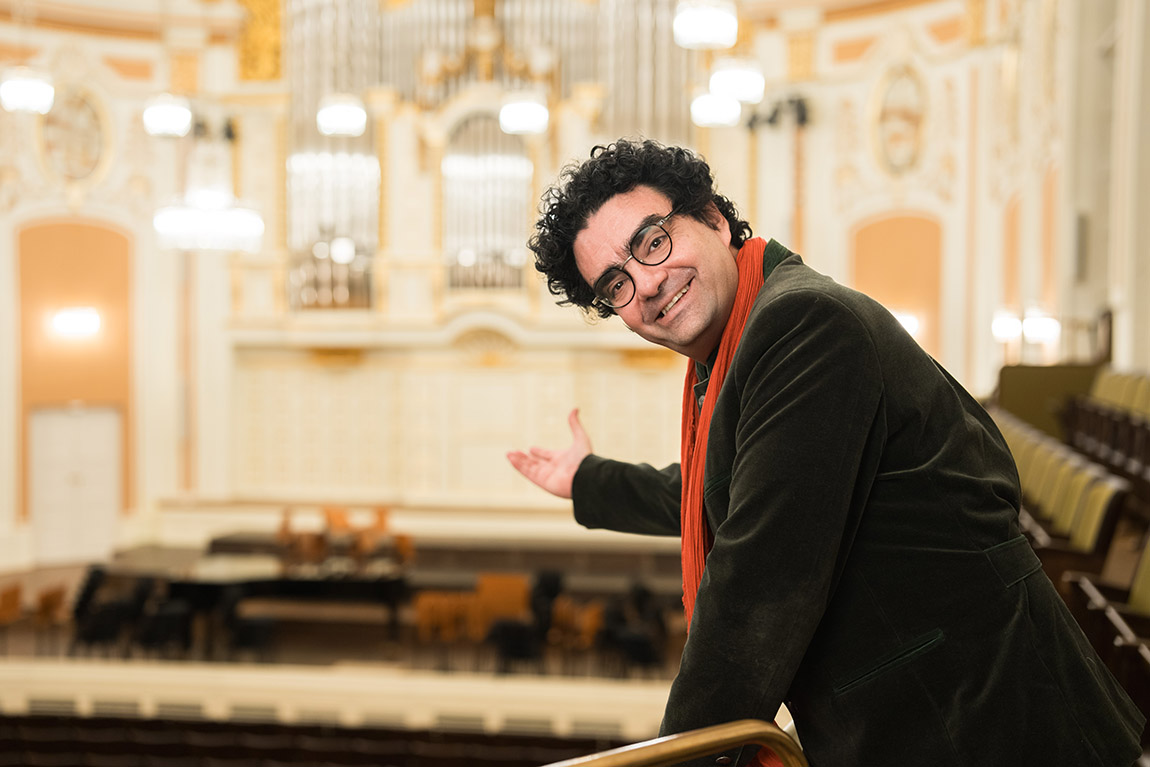 “Through the universal power of his music, Mozart brings people together!” – Rolando Villazón, artistic director of Mozart Week. Since 2019, the star tenor has headed Mozart Week in Salzburg. Photo: © Wolfgang Lienbacher | Experience Mozart's music and history where it all began