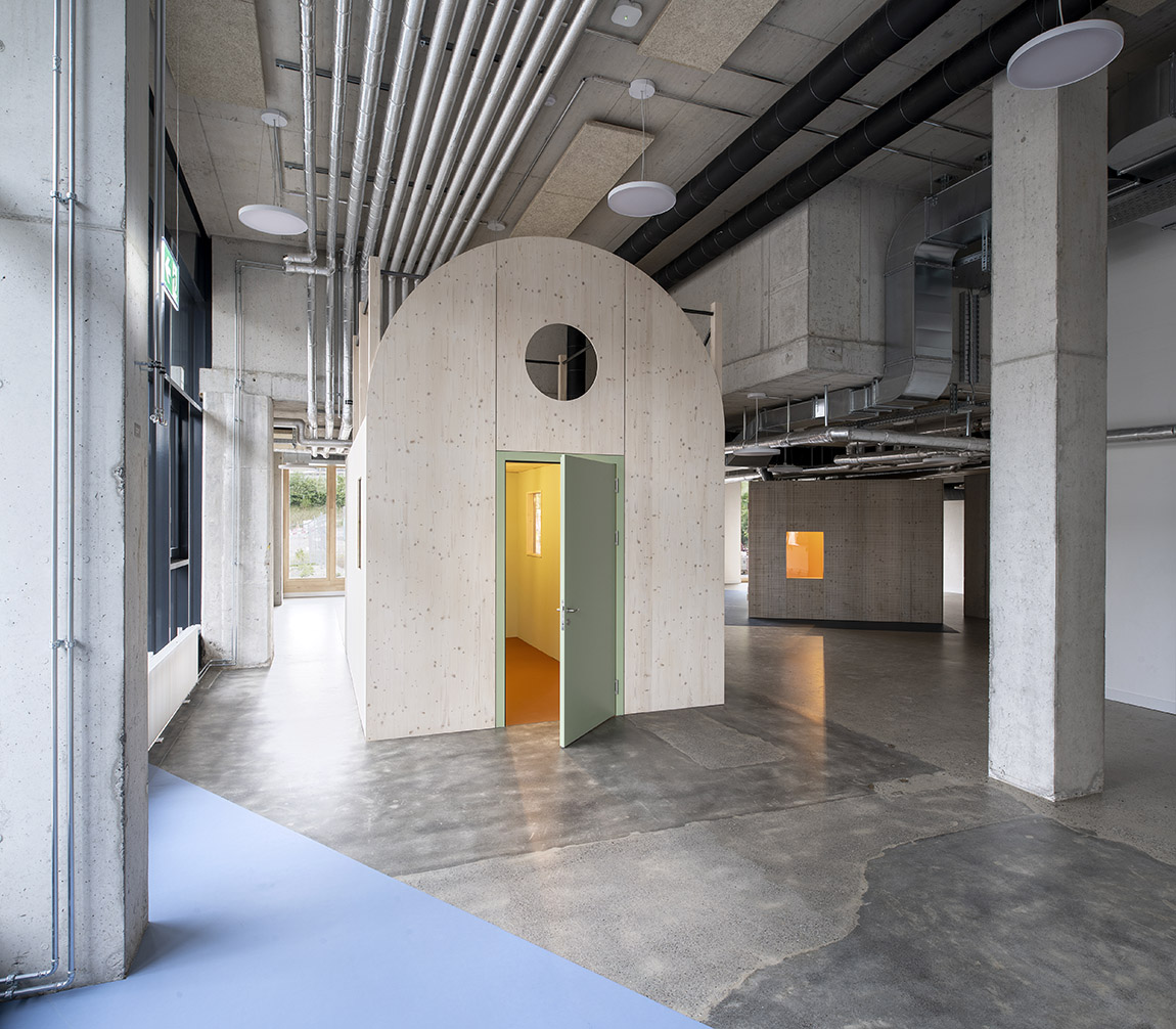 Kindertagesstätte Warmbächli, Bern 2023. Foto: Marco Frauchiger | © Marco Frauchiger | HOLZHAUSEN ZWEIFEL ARCHITEKTEN - A new life for old buildings: architecture with sensitivity for grown structures