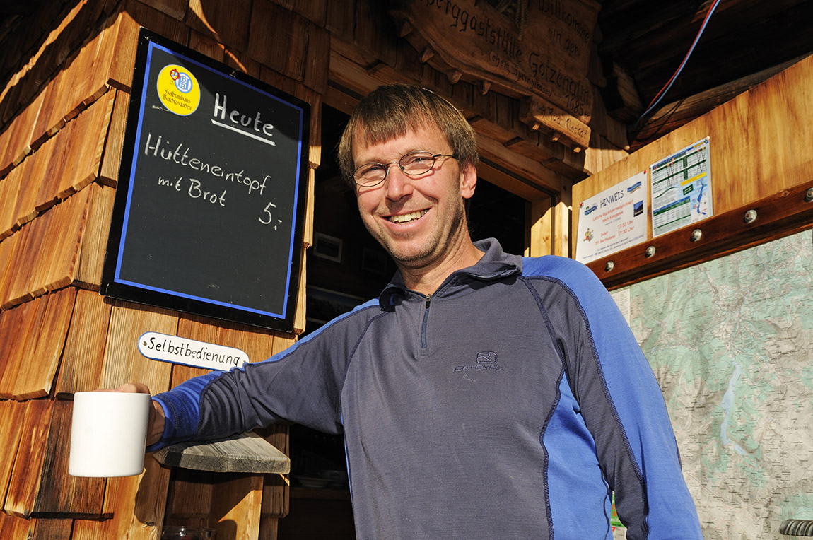 'Klecker Rudi' in front of his Gotzenalm.
