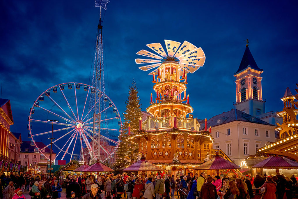 Karlsruhe in a glow of festive lights: magical moments in the Christmas City