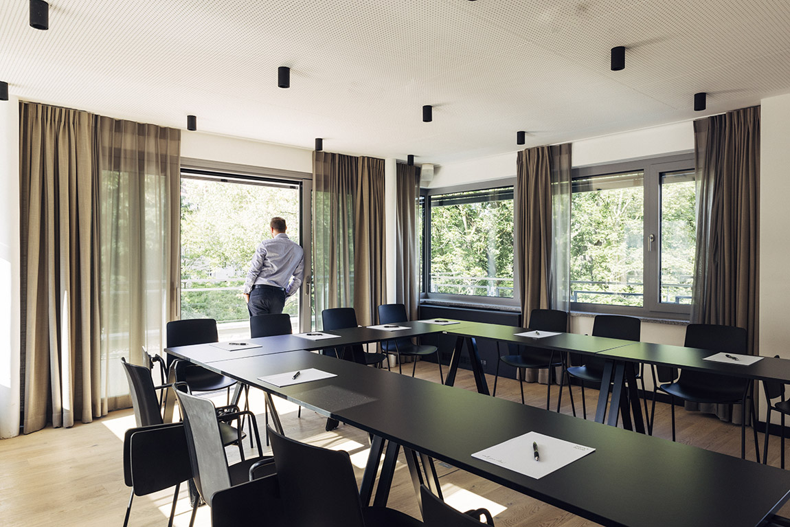 Moderne Seminarräume für Tagungen & Workshops. | harry's home: Your stay, your way