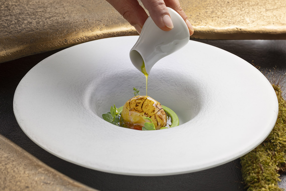 Gourmet cuisine. | Wappensaal Burg Schlitz – International cuisine with character