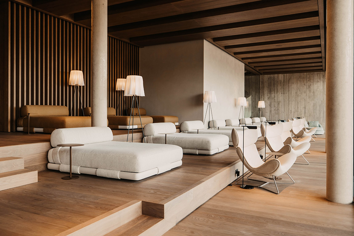 Relaxation room in the adults-only spa. | Hotel Oberforsthof: From ski paradise to wellness hotspot – Oberforsthof reinvents itself