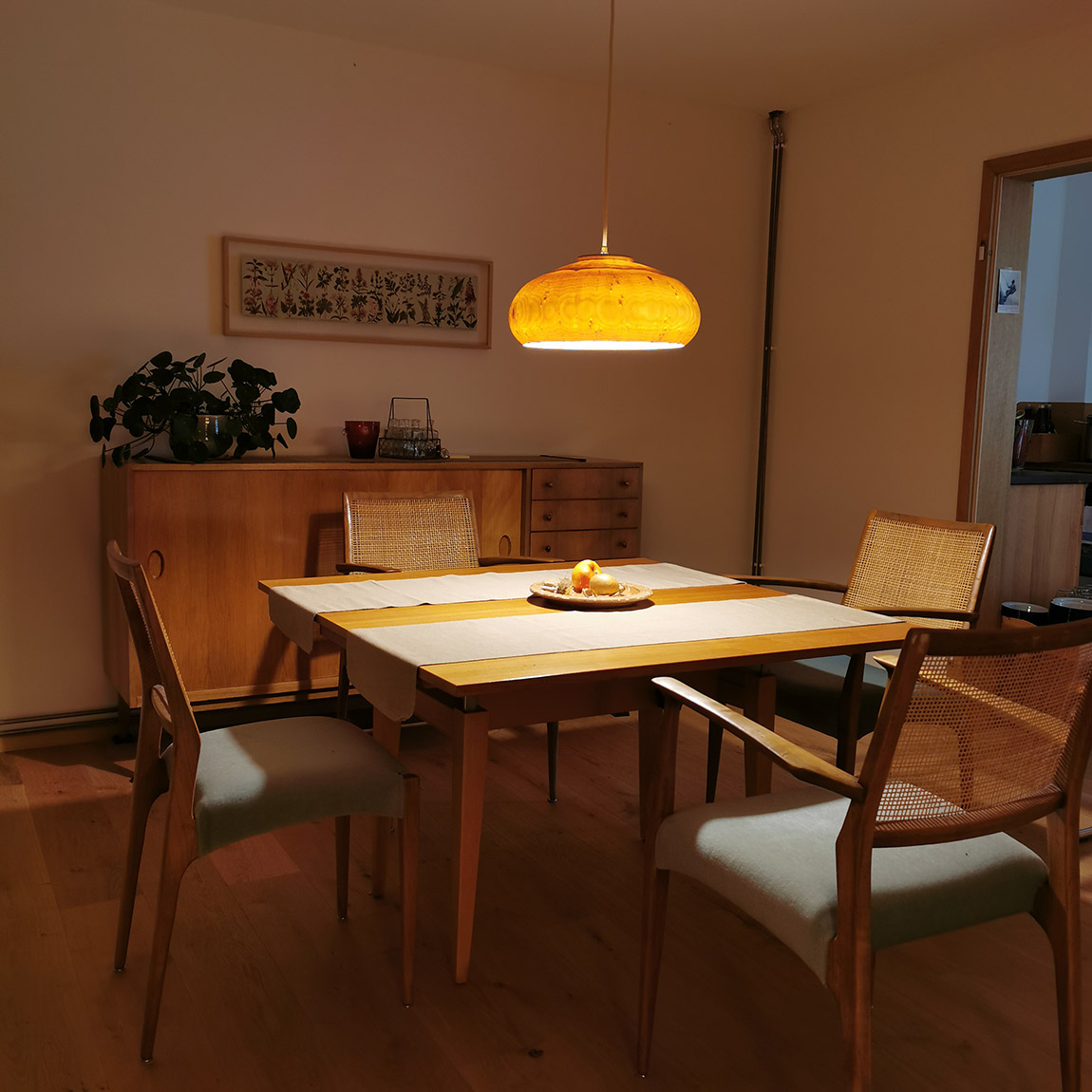 MAXLUZI: Nachhaltig, einzigartig, mit Liebe zum Detail – Holzlampen, die begeistern