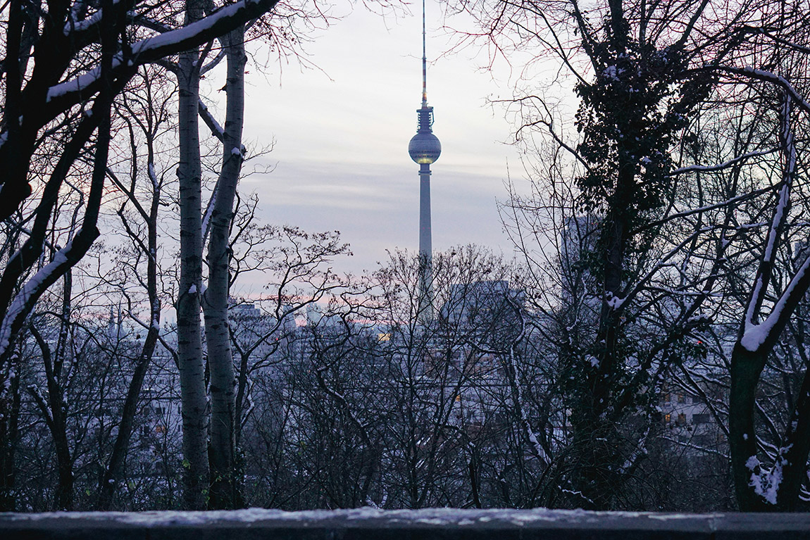 Cornelia Brelowski: And...leap! From February to spring in a Berlin minute