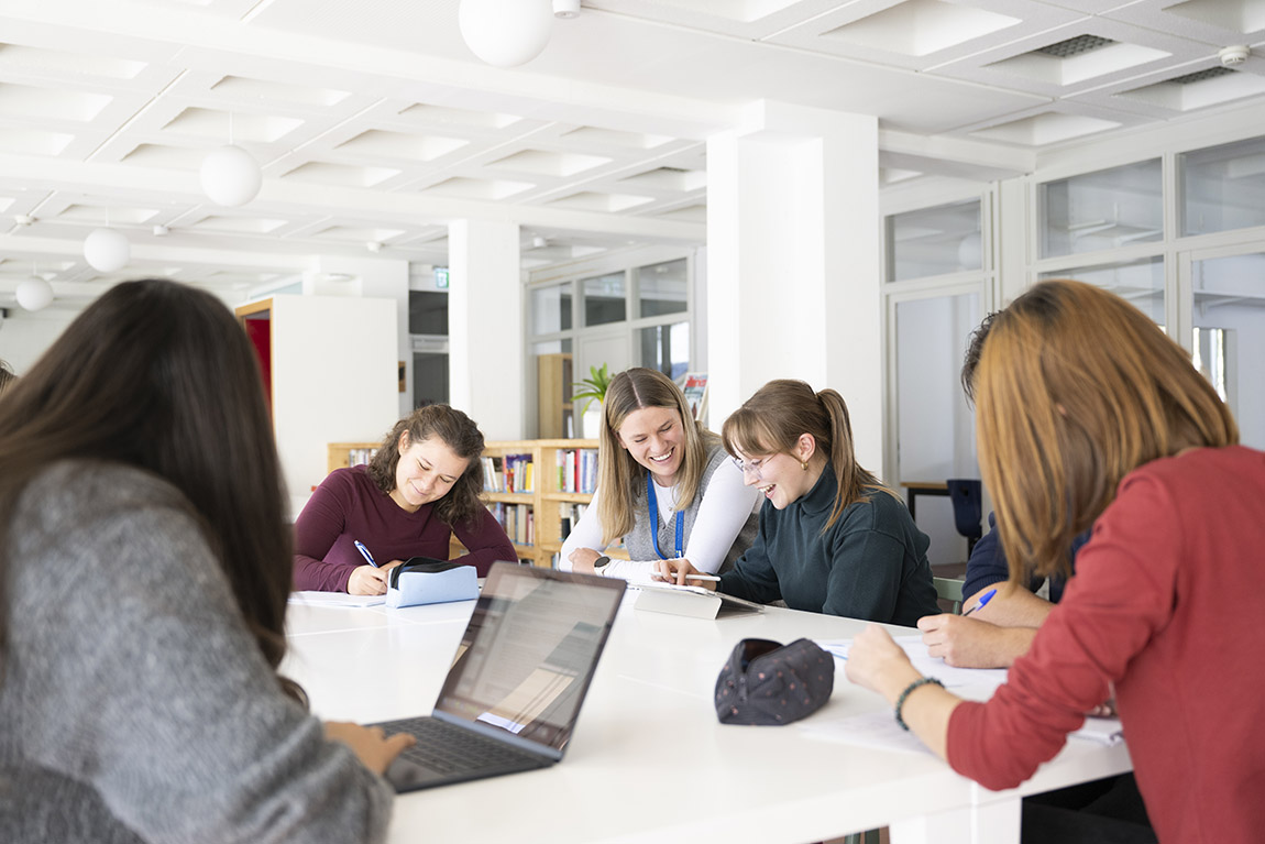 Study time that turns focus into progress. Photo: Mayk Wendt | A day in the life at Hochalpines Institut Ftan (HIF)