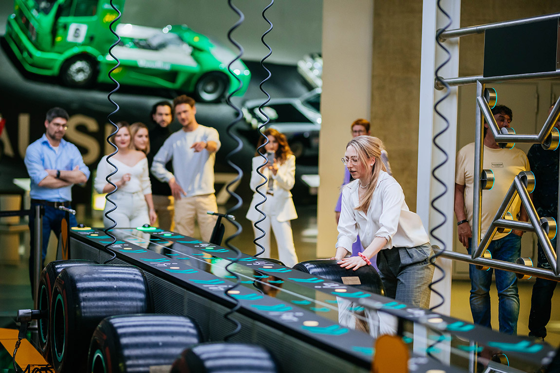 Experience innovation – 140 years of automotive history at the Mercedes-Benz Museum