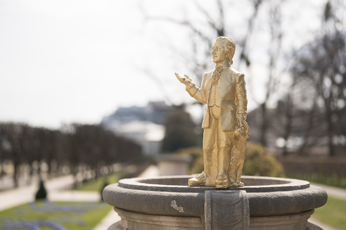 Otto Hoerl: Mozart Sculpture Installation. – Photo: Wolfgang Lienbacher | Stiftung Mozarteum – Mozart as Austria’s cultural ambassador