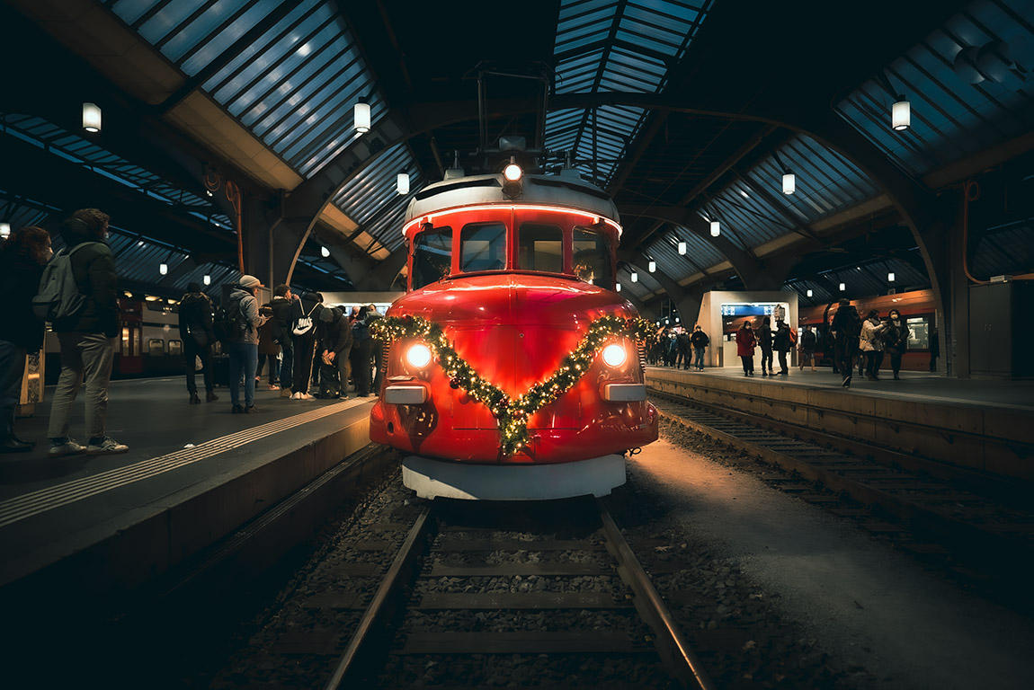 Service im «Churchill». Foto: Gabriel Arnold | Magnificent train experiences: Celebrate and travel on exclusive railway lines