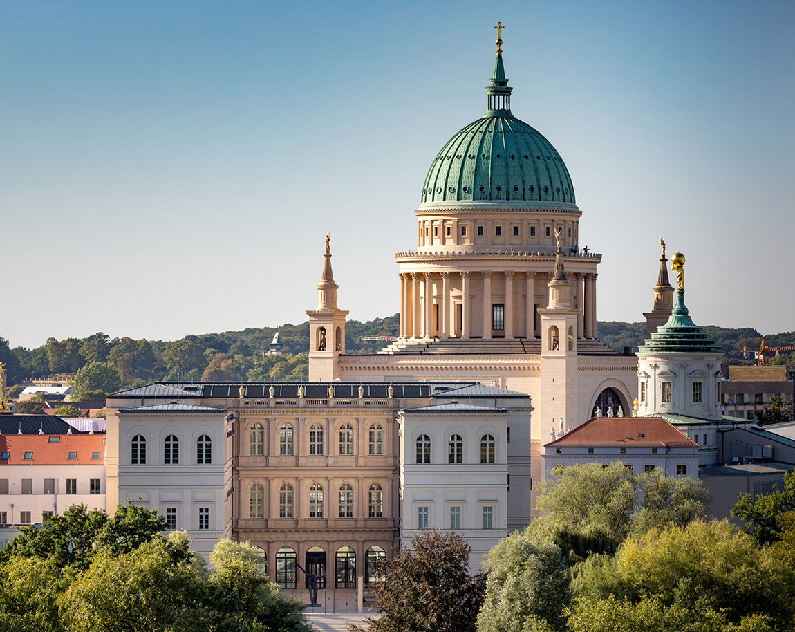 Museum Barberini and St. Nicholas Church, Potsdam. Photo: Helge Mundt | Cornelia Brelowski: Museum visit at Berlin’s sister city – postcard from Potsdam