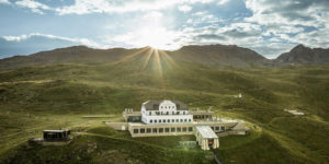 Muottas Muragl: A prime viewing spot above lakes, forests and mountain peaks