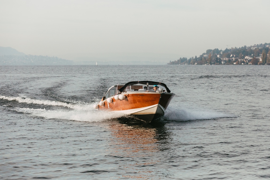 White Pearl Yachting: Dolce Vita on Lake Zurich