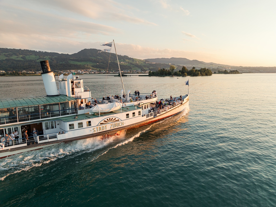 A steam ship on Lake Zurich. Photo: Cemil Erkoc / Zürich Tourismus | Zurich: The city that lives by the water