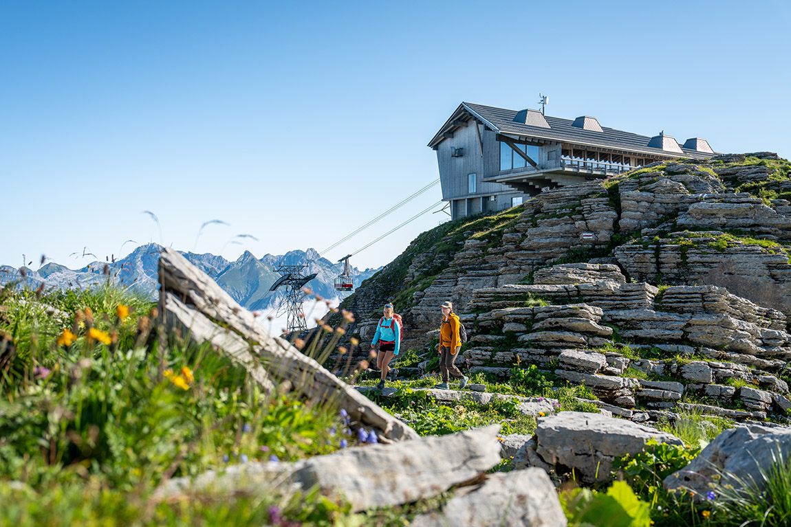 Gipfelgebäude Chäserrugg (Herzog & de Meuron). | The Chäserrugg area in Toggenburg: Where Switzerland shows its most authentic side