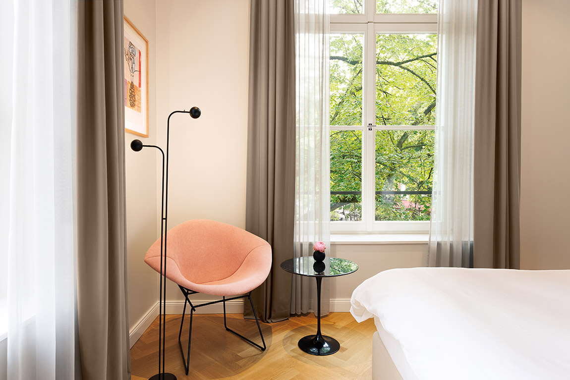 Room. | The ESPLANADE: Minimalist elegance, maximum comfort and creative cuisine