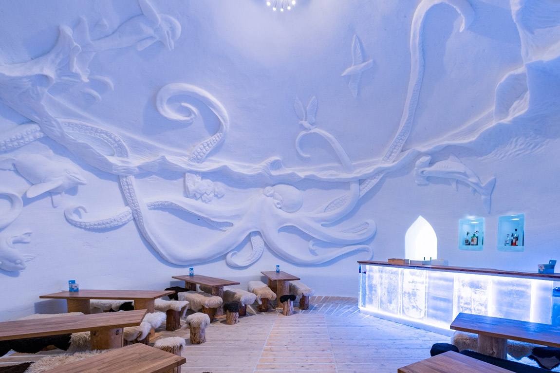 Iglu-Dorf (Igloo Villages): Fascinating winter worlds made of snow and ice