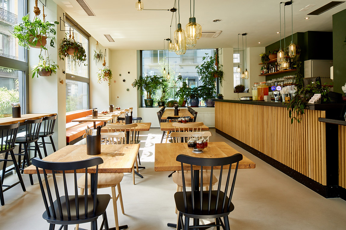 Buffet in the Saigon. | Saigon meets Zurich: Diverse, modern, and surprising