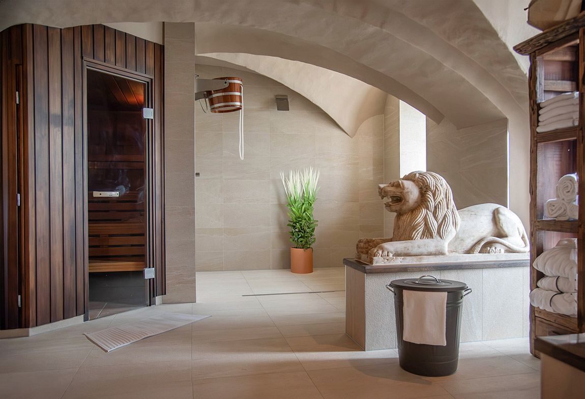 Schloss Rattey: Where wine, expansive nature and history come together