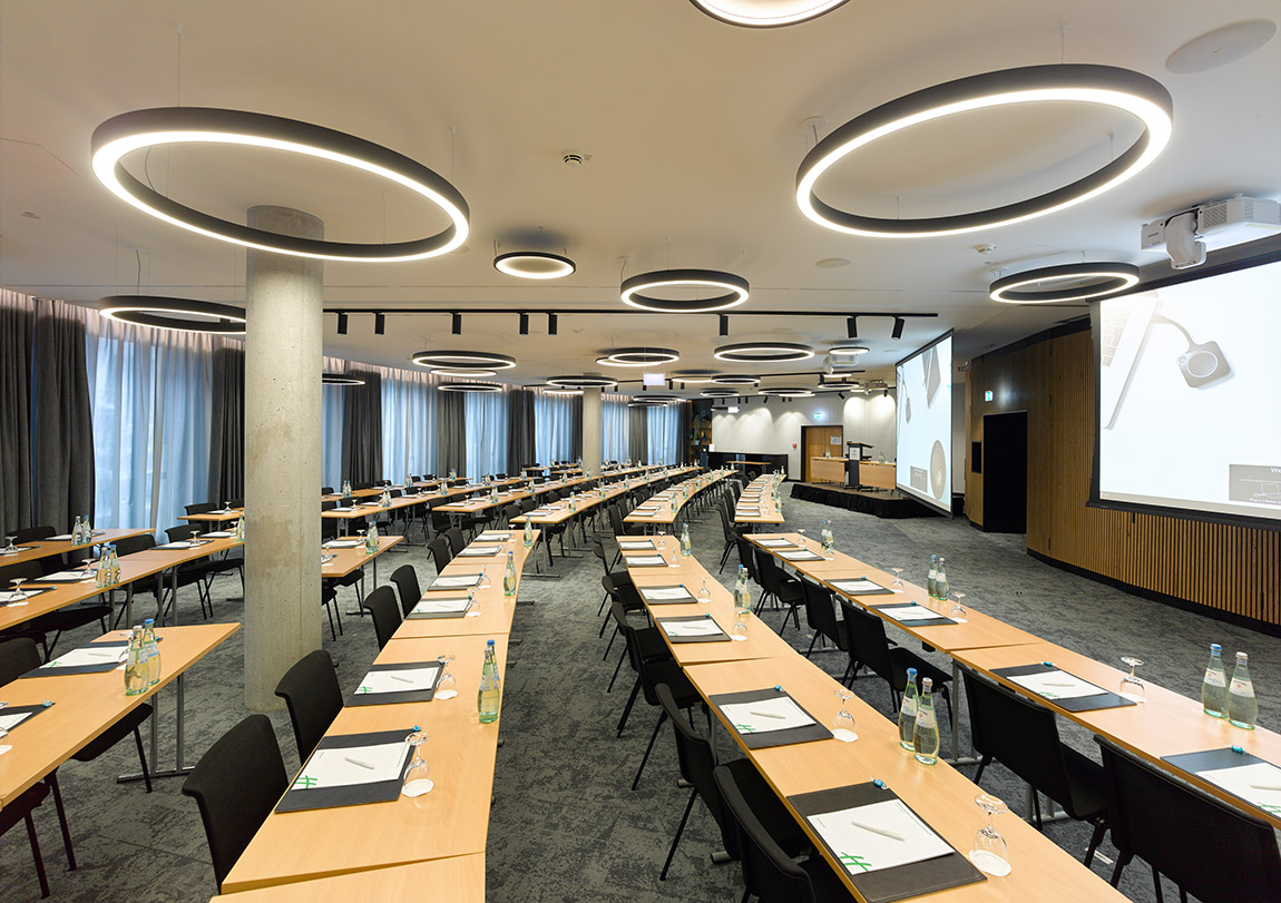 Holiday Inn Stuttgart: Comfort, quality and prime transport connections for business and leisure travellers