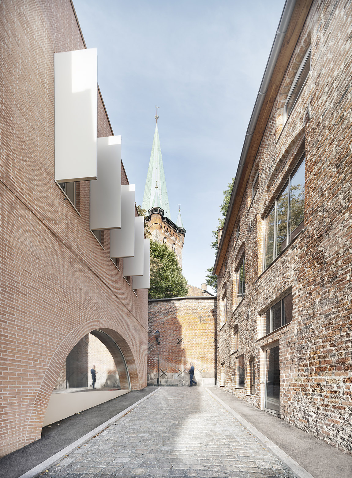 KOLK 17: theatre (left) and museum (right). | KOLK 17: Lübeck’s most surprising cultural venue