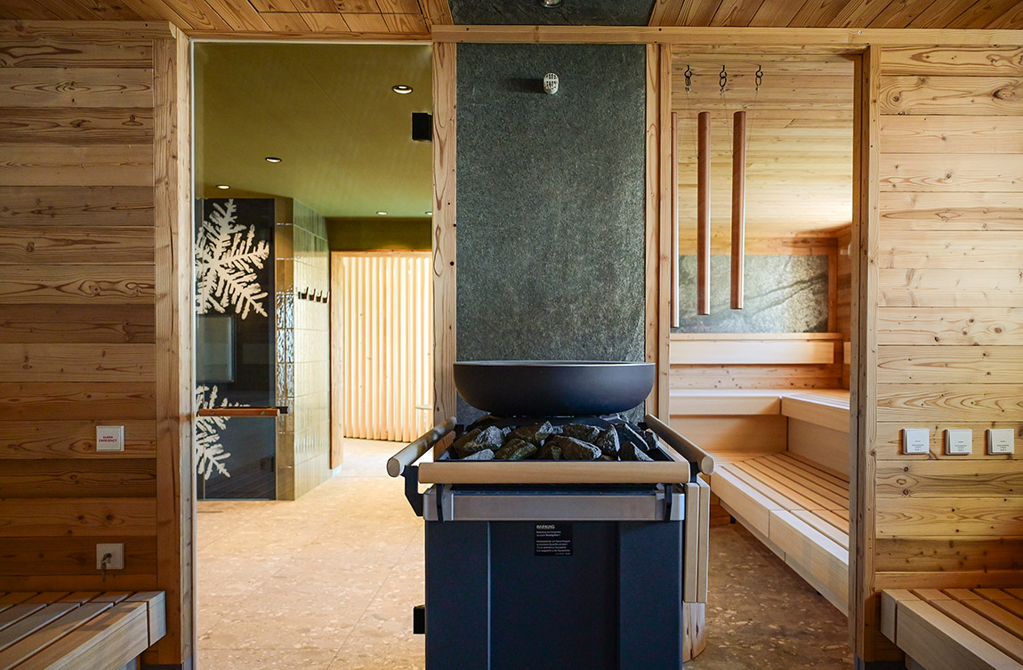 Seehotel Niedernberg: Where every arrival begins by the water