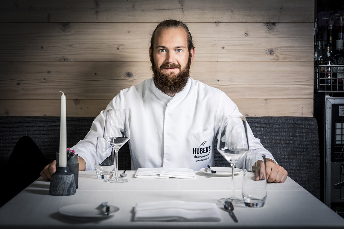 Gastgeber und Chefkoch Klemens Huber. | HUBER’S Boutiquehotel: Where arriving feels like coming home