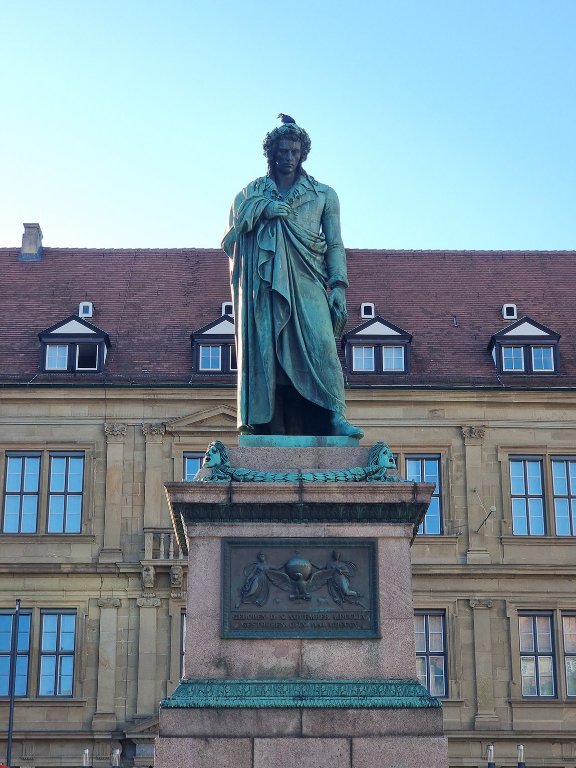 Statue of Friedrich Schiller on Schillerplatz. Photo: Wibke Carter | Stuttgart: A weekend in the Cauldron